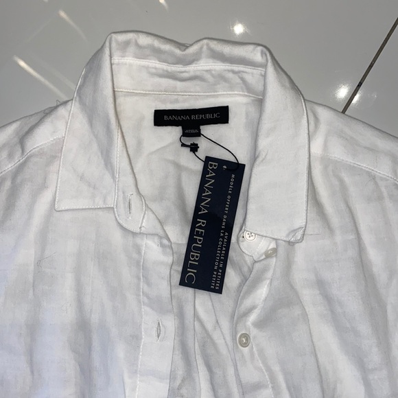 White button up shirt - Picture 2 of 3